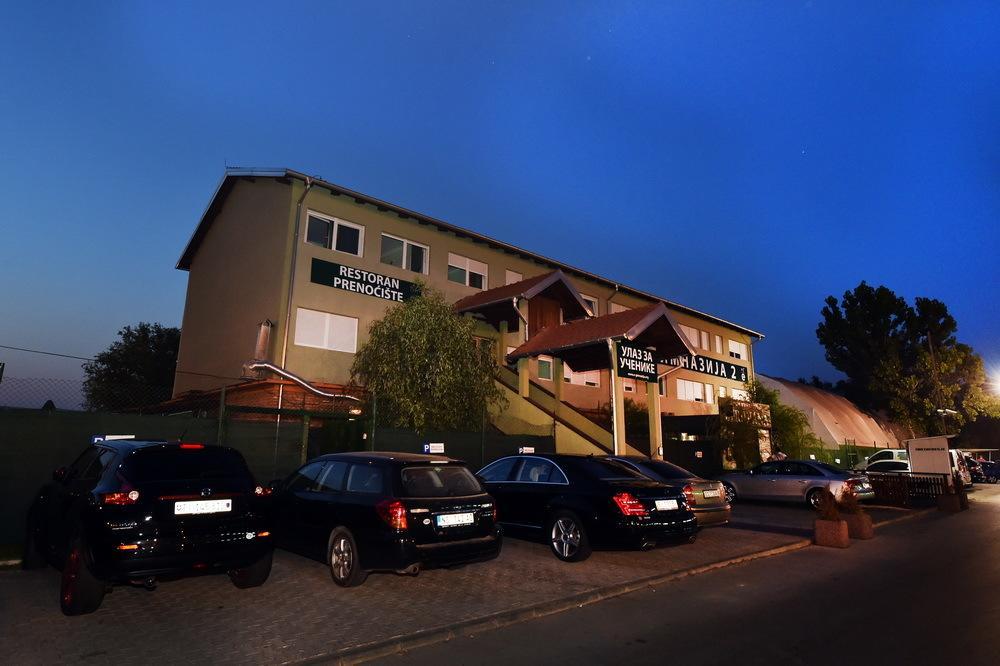 Meridiana Hotel Novi Sad Exterior photo